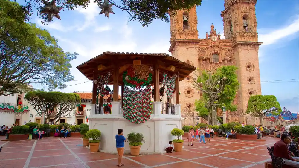 taxco zocalo